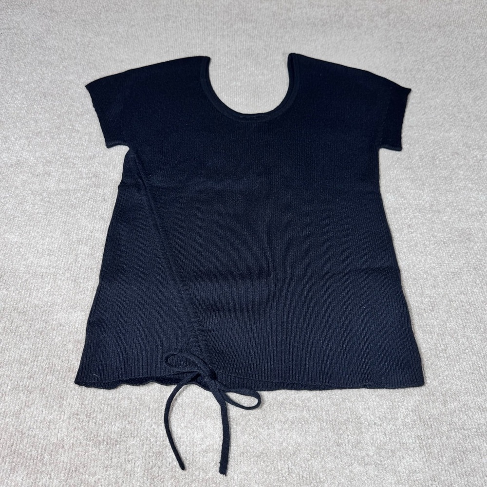 New Express Womens Top Shirt Size L Ribbed Black Pull Over Casual Summer Classic